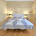 Rooms Villaroel